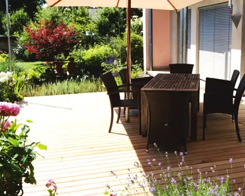 Bodenbeläge und Türen Terrassen aus Holz das Wohnzimmer im freien